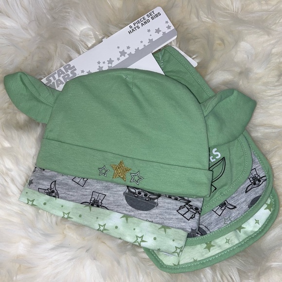 Disney Star Wars Baby Yoda Mandalorian 6 Piece Hat and Bib Set - Picture 8 of 8